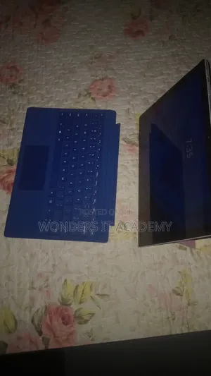 Laptop Microsoft Surface Pro 4 4GB Intel Core i3 SSD 128GB
