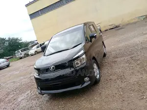 Toyota Voxy 2010 Black