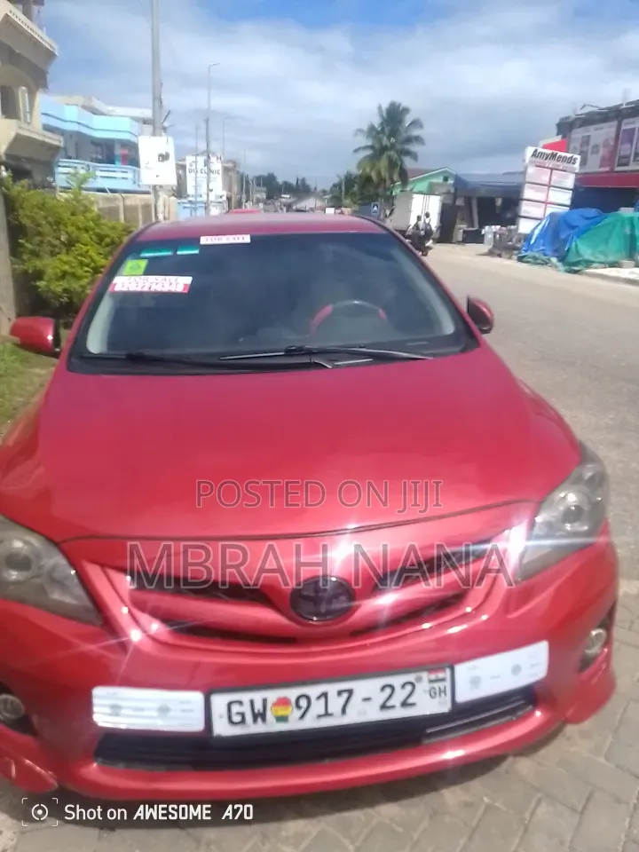 Toyota Corolla 2016 Red