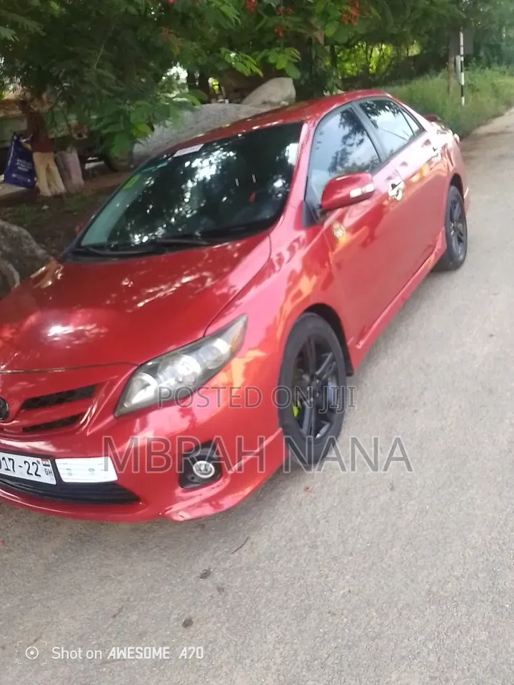 Toyota Corolla 2016 Red