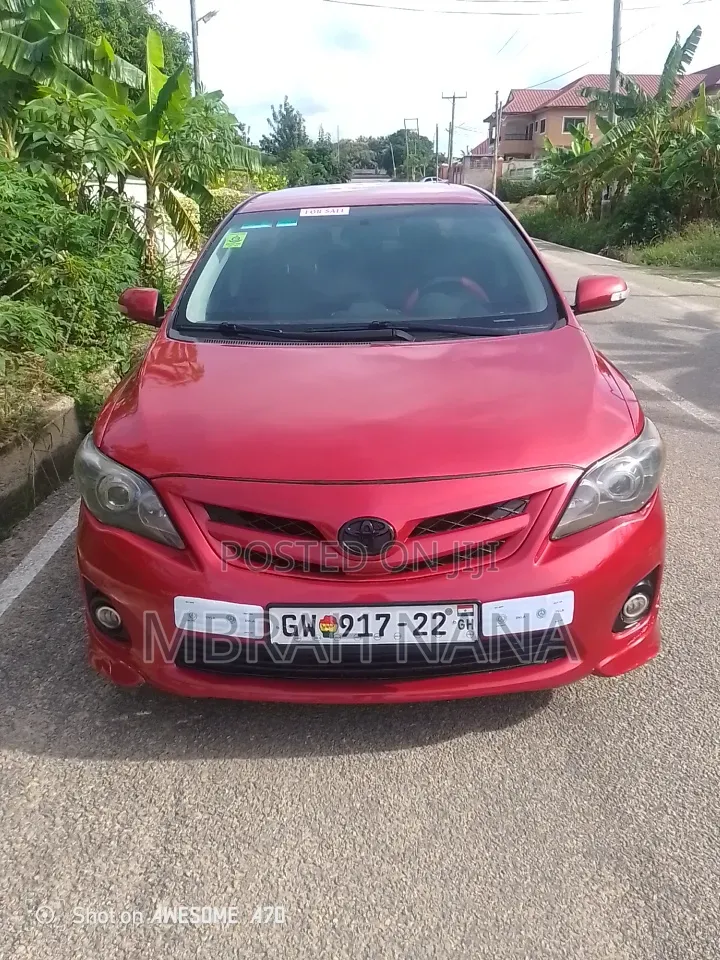 Toyota Corolla 2016 Red