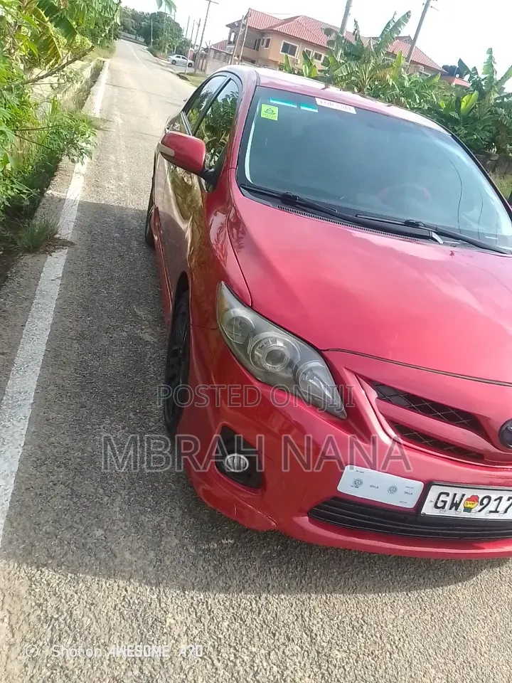 Toyota Corolla 2016 Red