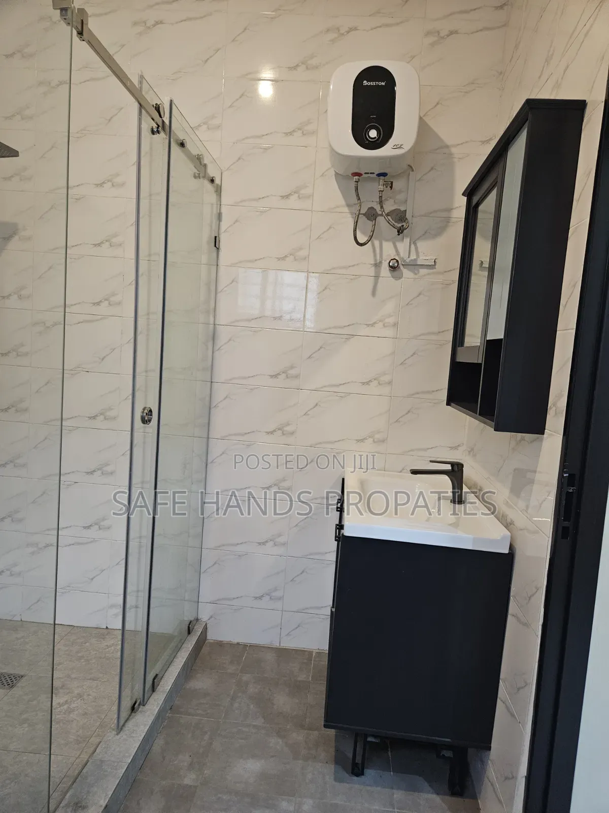 4bdrm House in East Legon Hills, Accra Metropolitan for sale