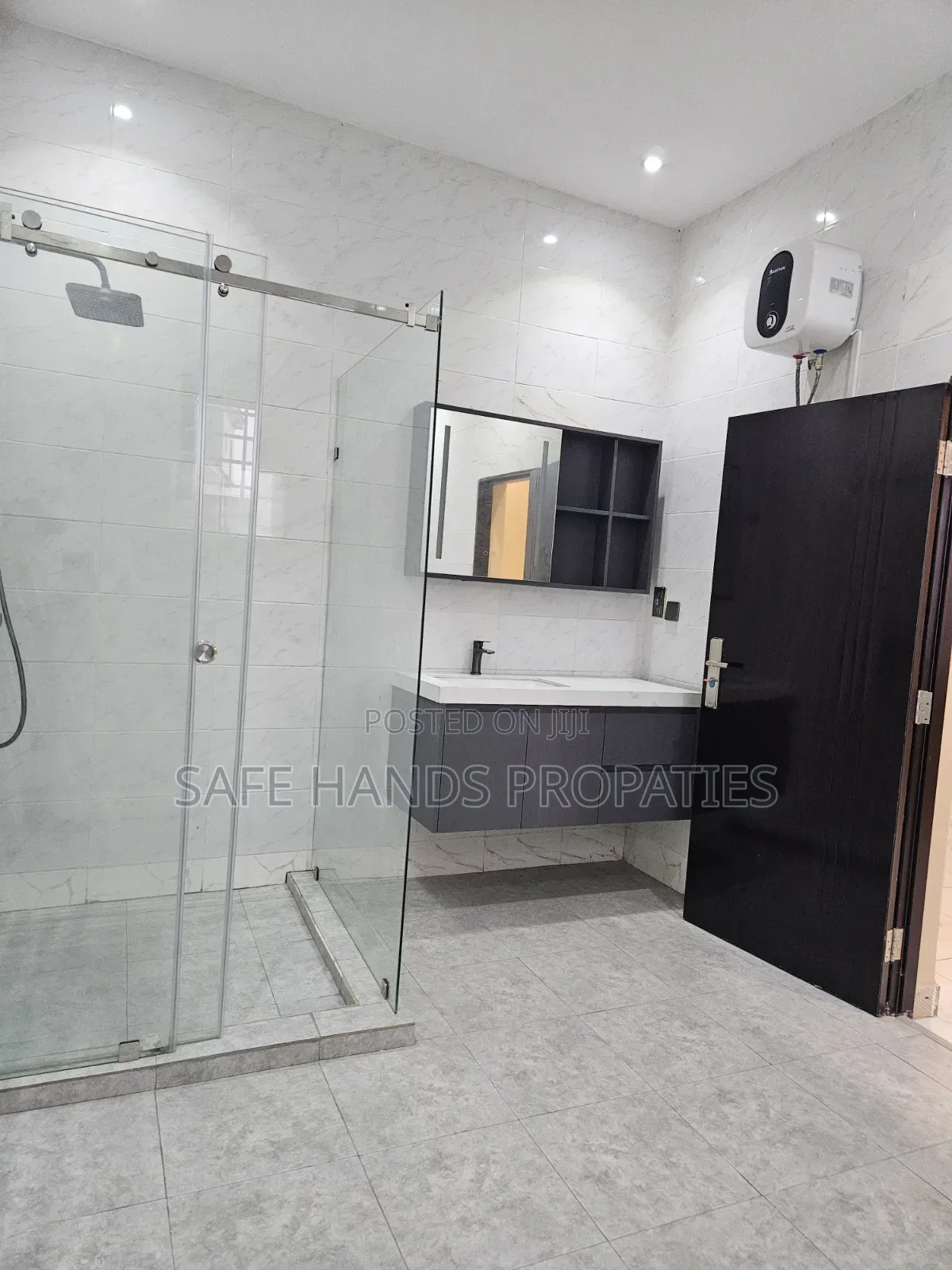 4bdrm House in East Legon Hills, Accra Metropolitan for sale