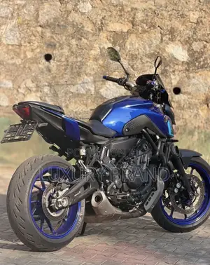 Yamaha 2023 Blue