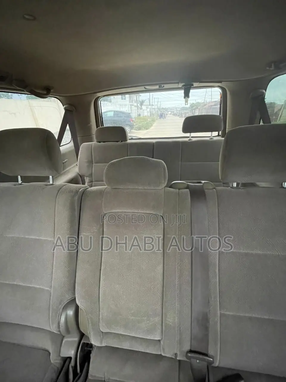 Toyota Sequoia Limited 4dr SUV 4WD (4.7L 8cyl 4A) 2004 White
