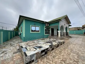 4bdrm House in Kokrobite, Weija for rent