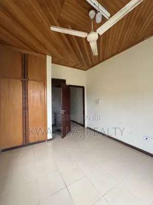 4bdrm House in Tuba Kokrobite Road, Weija for sale