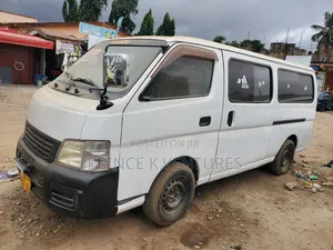 Nissan Caravan (Urvan) 2012 White
