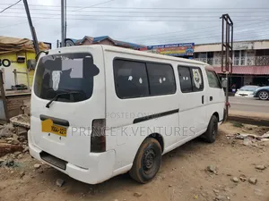 Nissan Caravan (Urvan) 2012 White