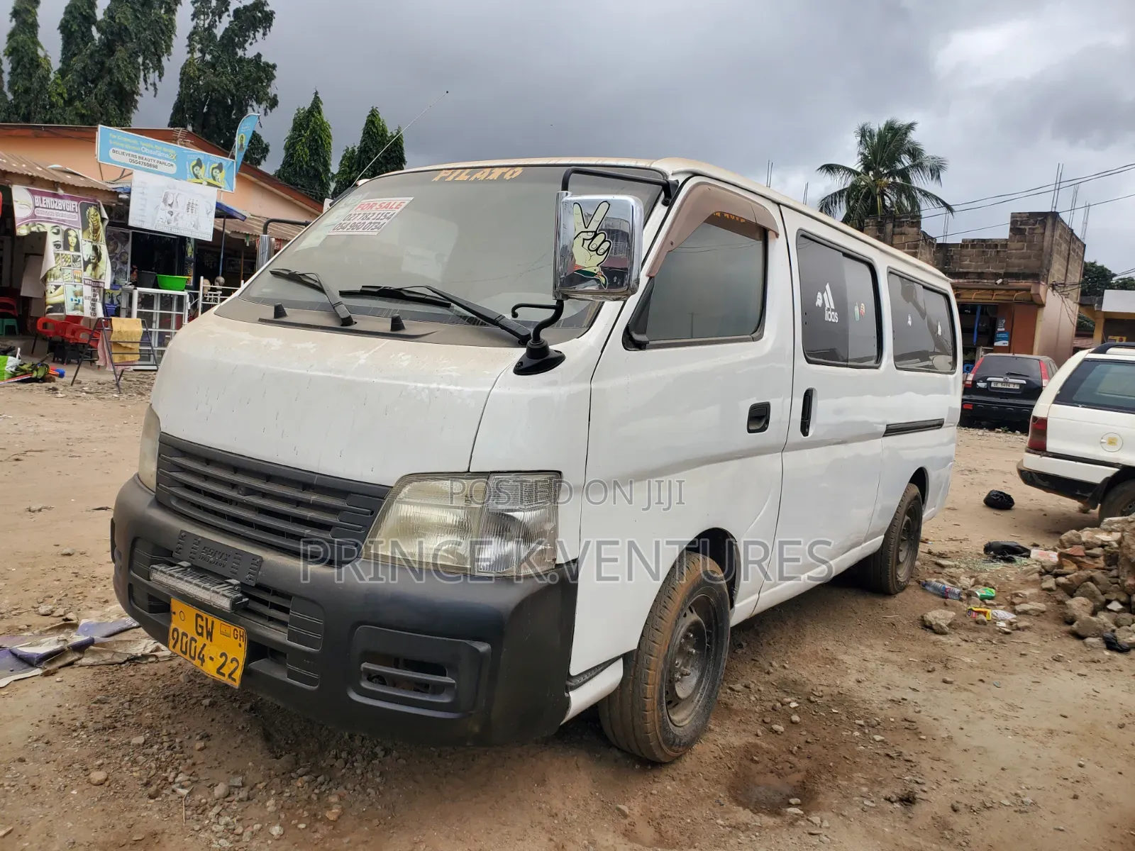 Nissan Caravan (Urvan) 2012 White