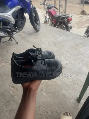 Black Shoes
