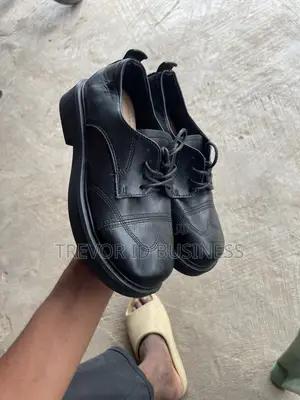 Black Shoes