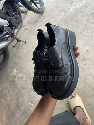 Black Shoes