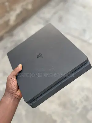 Ps4 Slim 500gb With 7 Nice Games