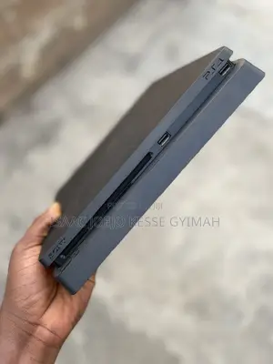 Ps4 Slim 500gb With 7 Nice Games