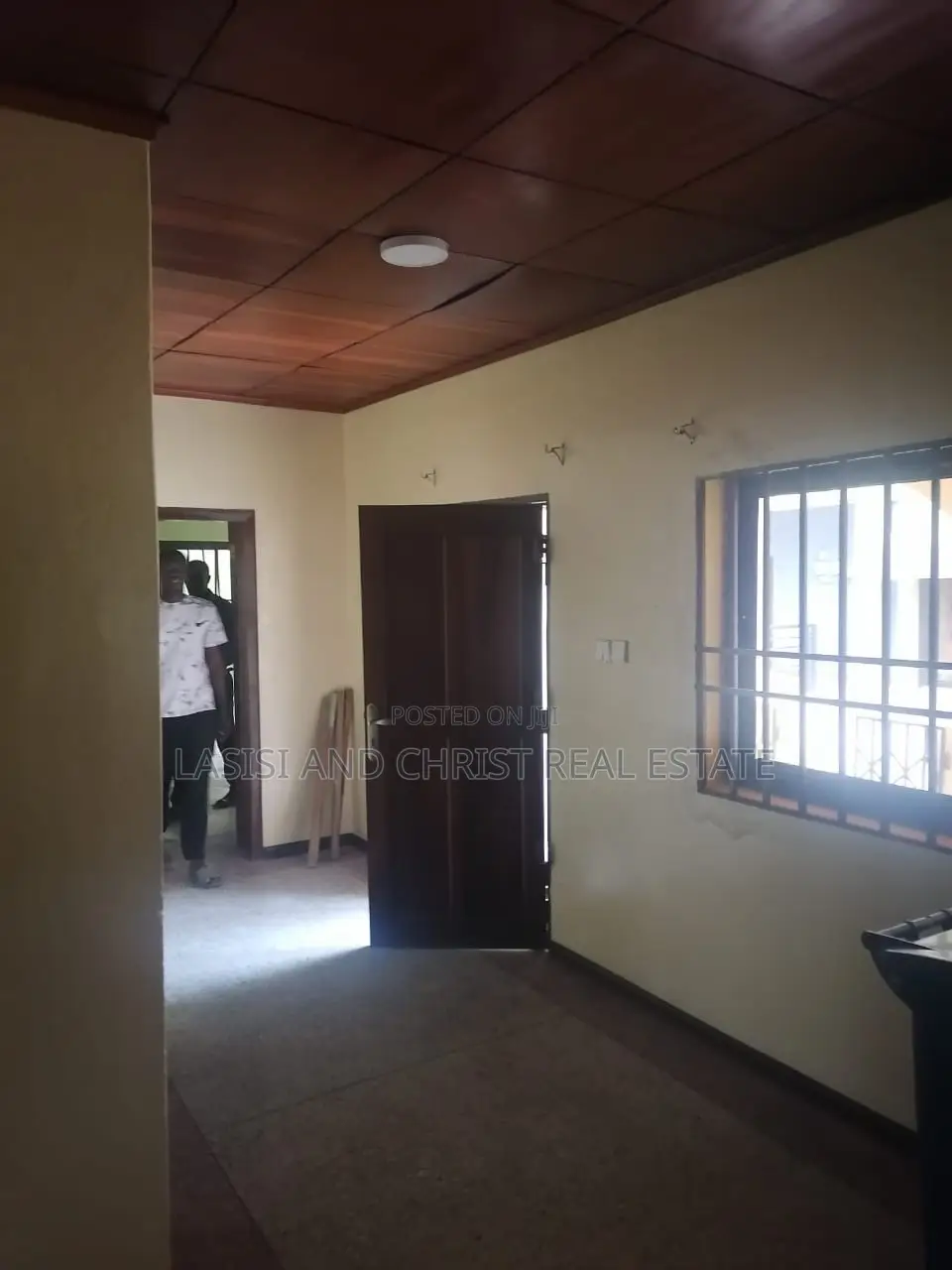 6bdrm Mansion in Lasisi And Christ, Amasaman for rent