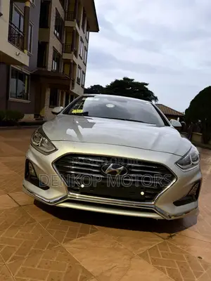 Hyundai Sonata SE 2019 Silver