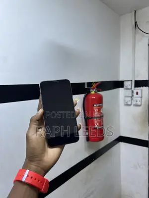 Apple iPhone 11 Pro Max 64 GB Gold