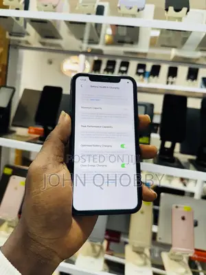 Apple iPhone 11 64 GB Black