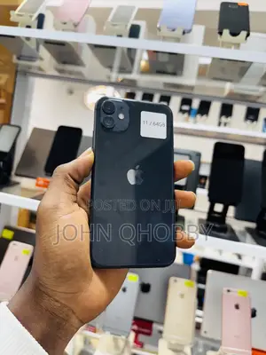 Apple iPhone 11 64 GB Black