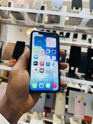 Apple iPhone 11 64 GB Black