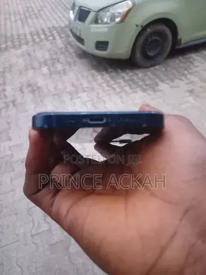 Apple iPhone 12 64 GB Black