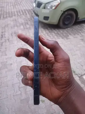 Apple iPhone 12 64 GB Black