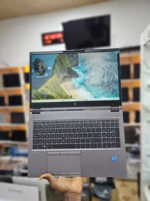 Laptop HP ZBook Fury 15 G8 32GB Intel Core i7 SSD 512GB