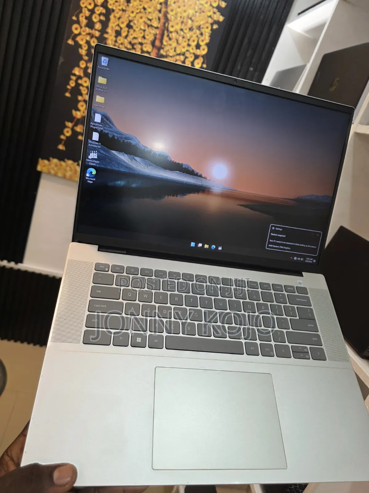 Laptop Dell Inspiron 16 5635 8GB AMD Ryzen 7 SSD 512GB