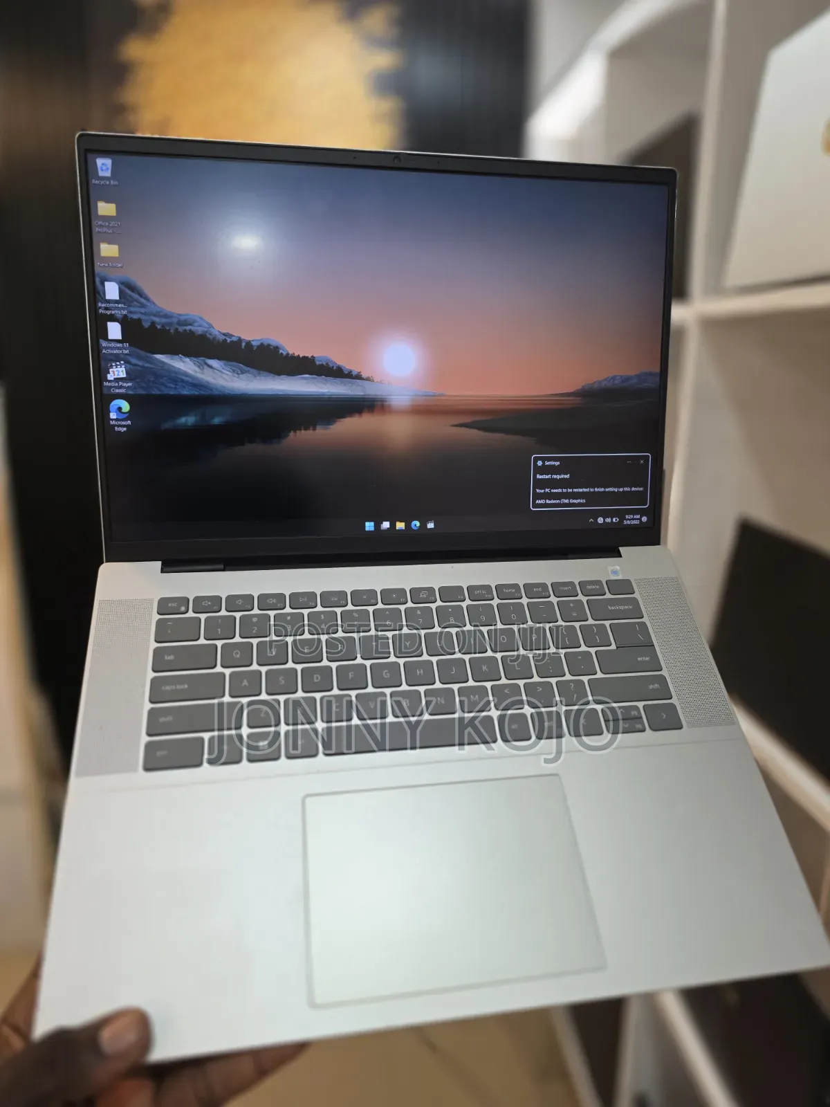 Laptop Dell Inspiron 16 5635 8GB AMD Ryzen 7 SSD 512GB