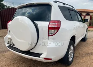 Toyota RAV4 2012 White