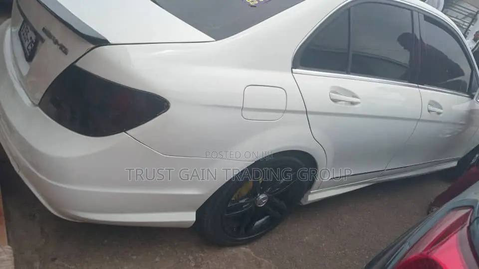Mercedes-Benz C250 2014 White