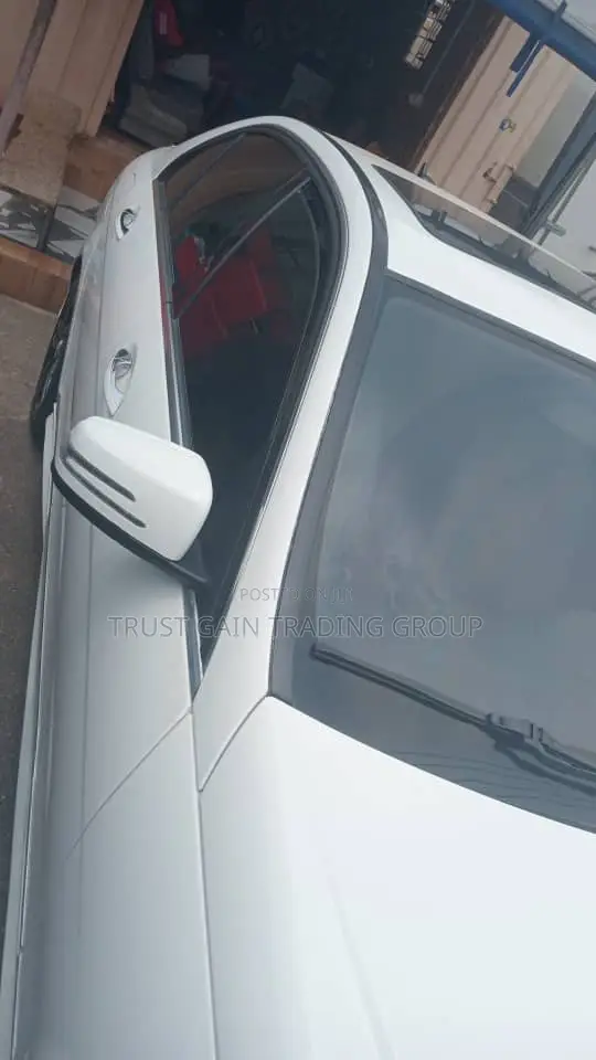 Mercedes-Benz C250 2014 White