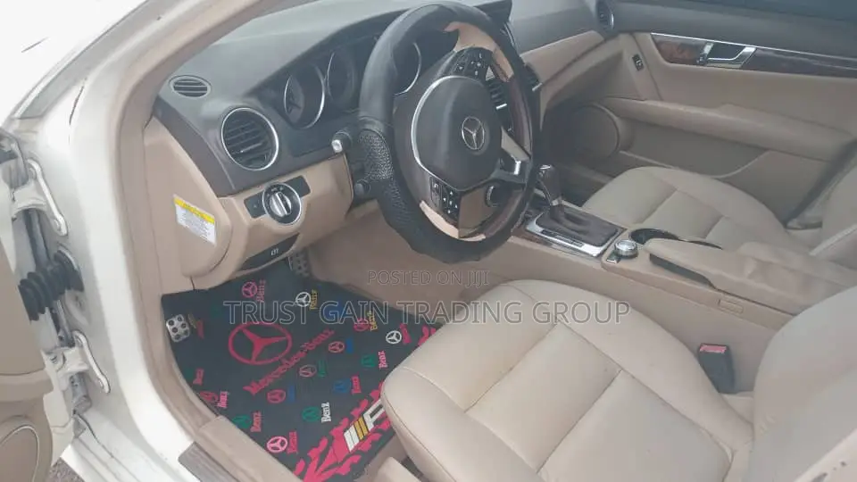 Mercedes-Benz C250 2014 White