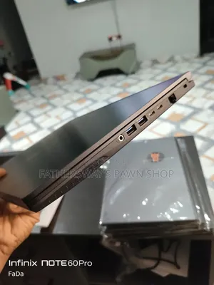 Laptop MSI GF65 Thin 10UE 16GB Intel Core i5 SSD 512GB