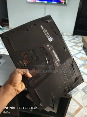 Laptop MSI GF65 Thin 10UE 16GB Intel Core i5 SSD 512GB