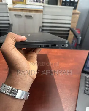 Laptop Dell Latitude 7310 16GB Intel Core i5 HDD+SSD 256GB