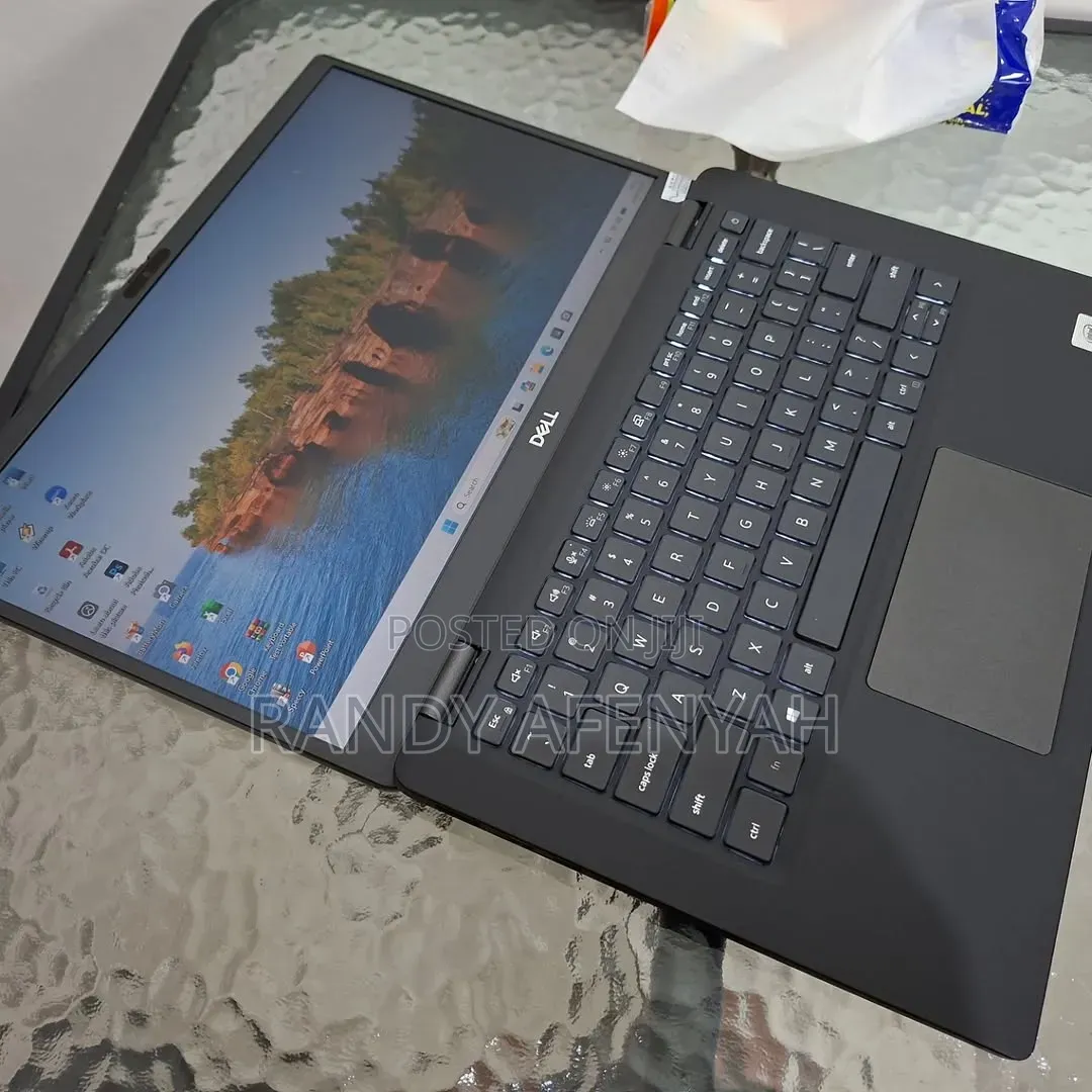 Laptop Dell Latitude 7310 16GB Intel Core i5 HDD+SSD 256GB