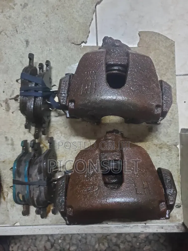 Ford Focus 2012 Salvaged Under Parts
