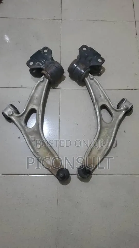 Ford Focus 2012 Salvaged Under Parts