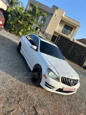 Mercedes-Benz C250 2014 White