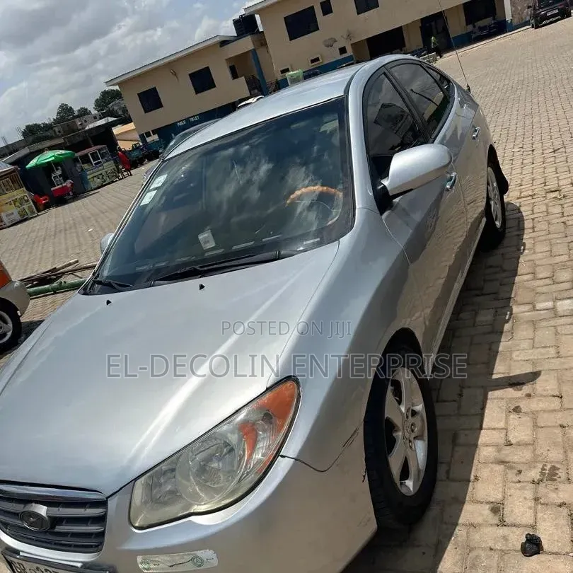 Hyundai Elantra 2008 Silver