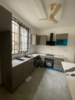 3bdrm Townhouse / Terrace in Tseaddo for rent