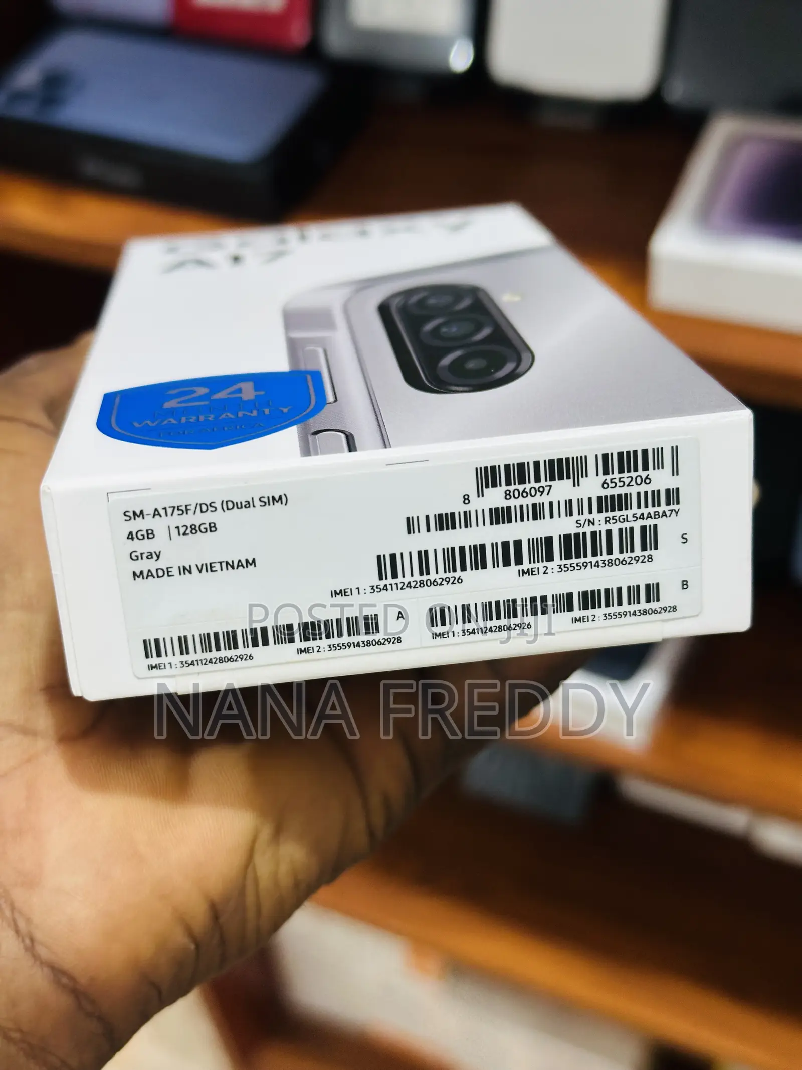 New Samsung Galaxy A17 128 GB Silver