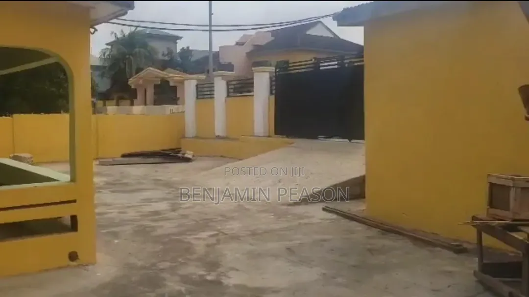 4bdrm House in School Junction for sale