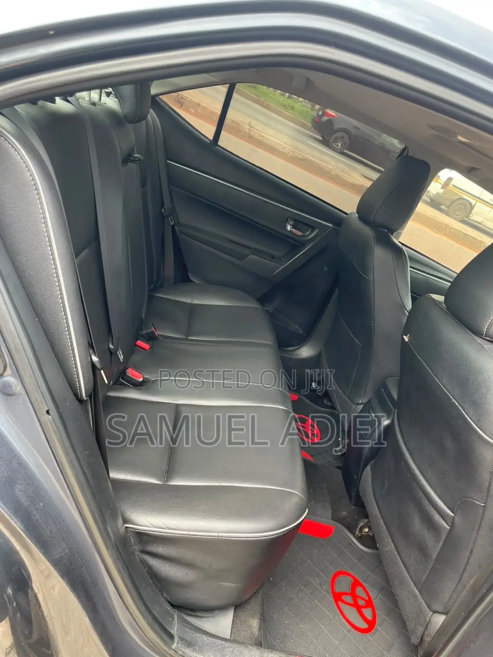 Toyota Corolla 2016 Gray