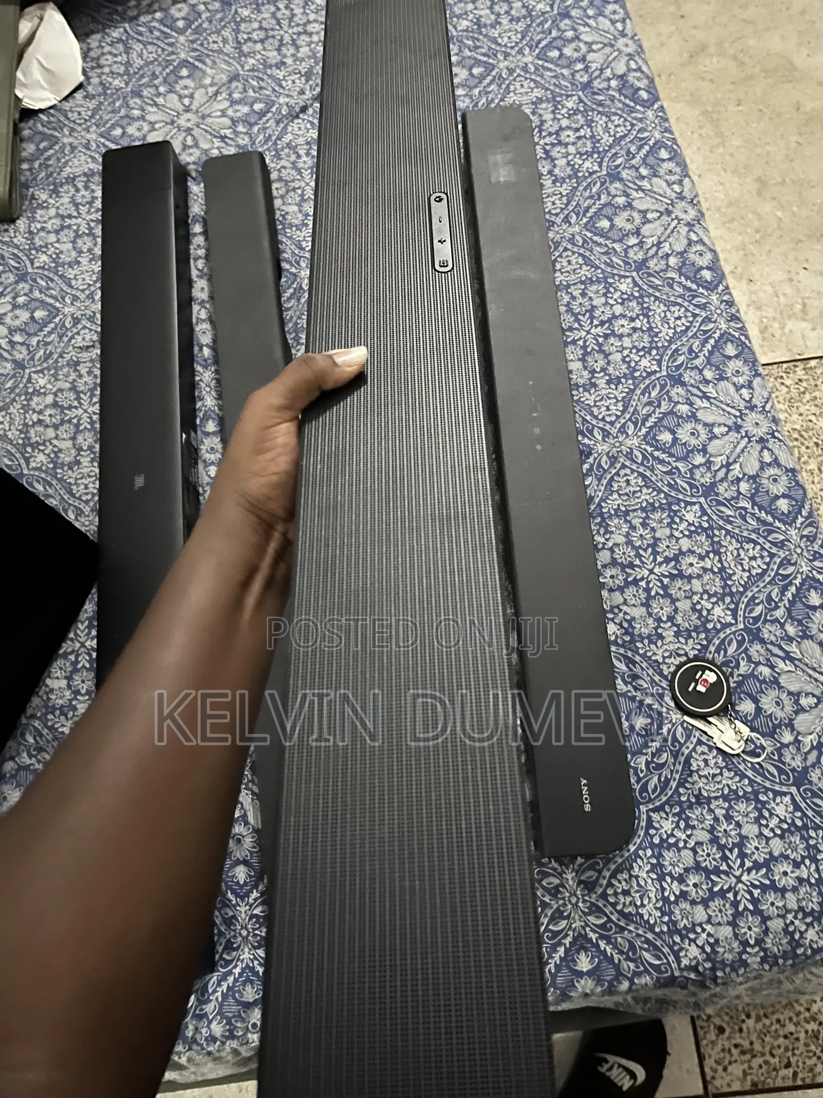 Original JBL CHARGE 5 and Sound Bars