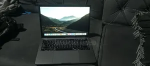 Laptop Apple MacBook 2016 8GB Intel Core i3 HDD+SSD 256GB
