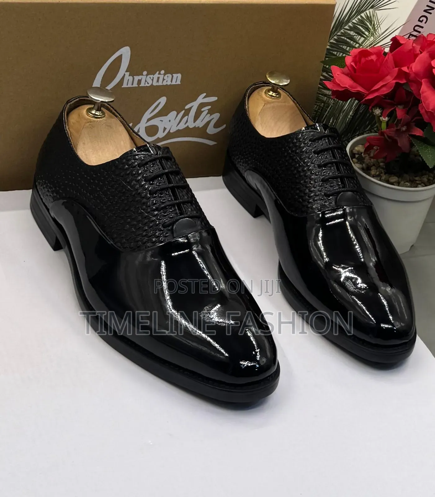 Christian Louboutin Luxury Men's Mirror Leather Lace Up Shoes